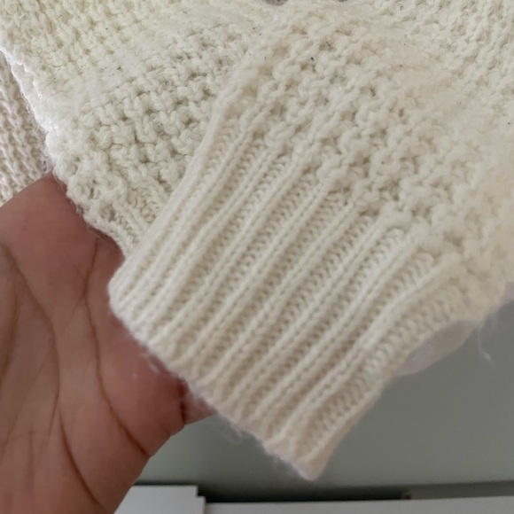 Urban Planet // White Tortoise Button Cardigan - Picture 2 of 4